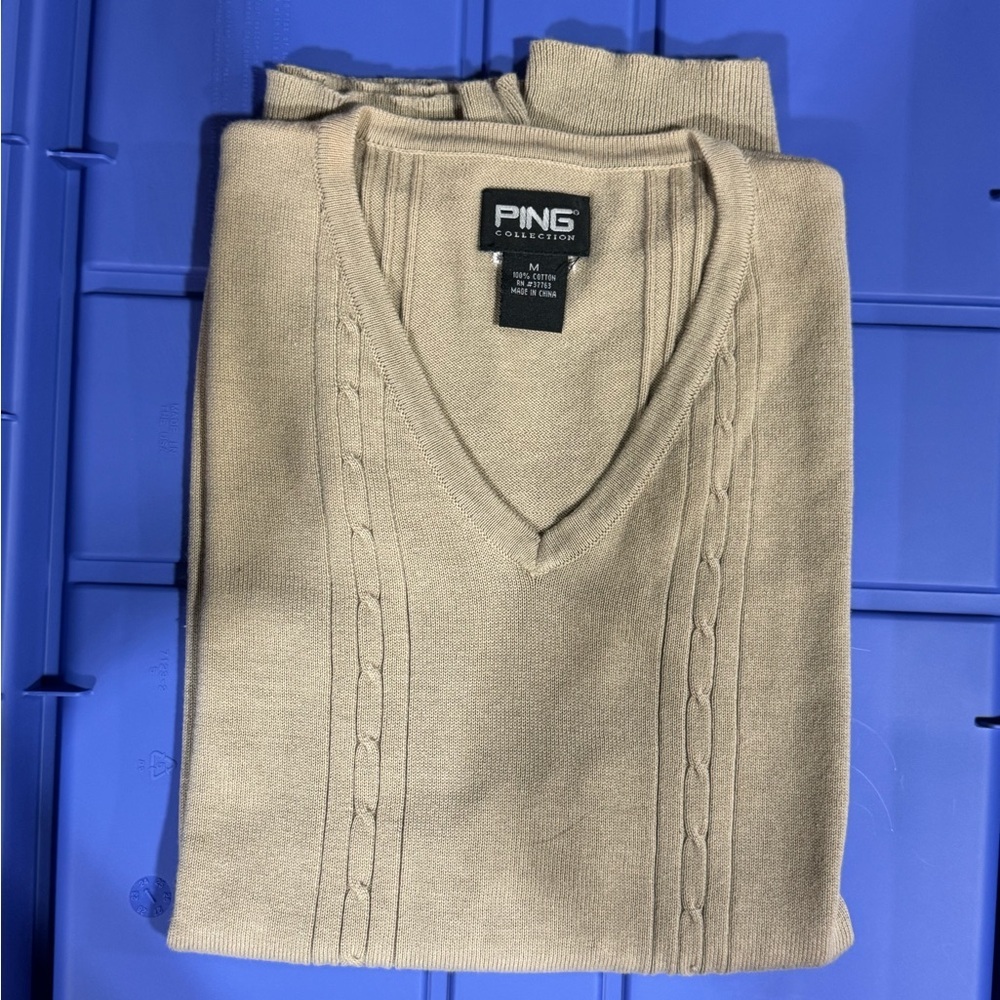 PING Collection Men’s Sleeveless V-Neck Sweater Vest – Size Medium – NWOT